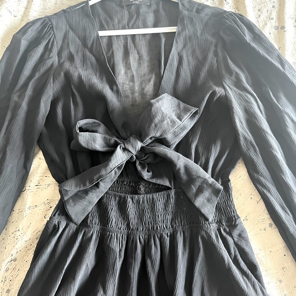 Zulu + Wolfe Tie Up Dress - Picture 2 of 5